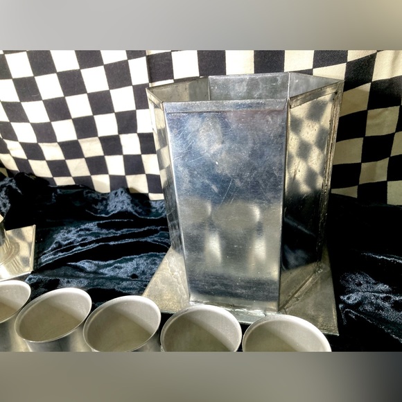 Vintage New Old Stock Metal Candle Molds Various Sizes As Shown - Picture 7 of 12